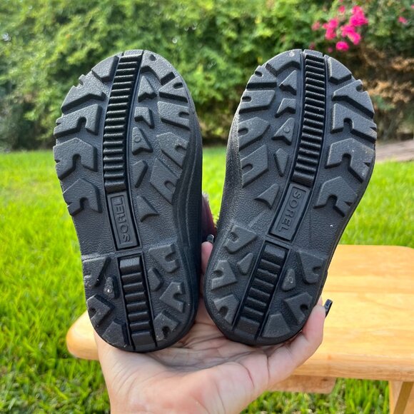 SOREL Kids' Snow Commander Boots in Black Red Size 9 - Picture 6 of 6